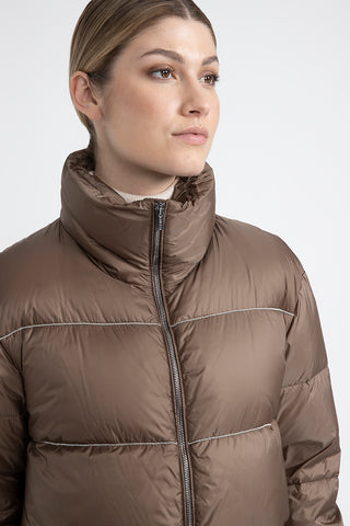 Short goose down jacket in ultralight nylon  