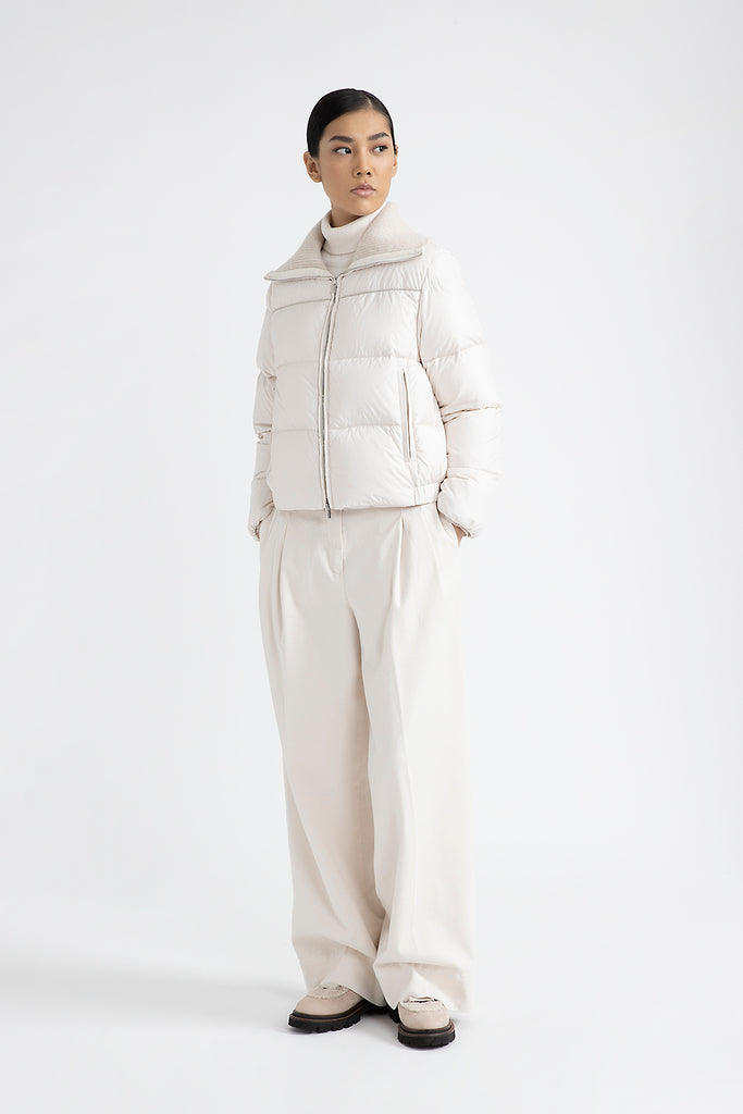 Short goose down jacket with tricot collar  