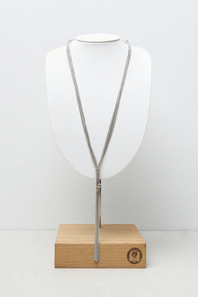 Long necklace with Punto Luce knot  