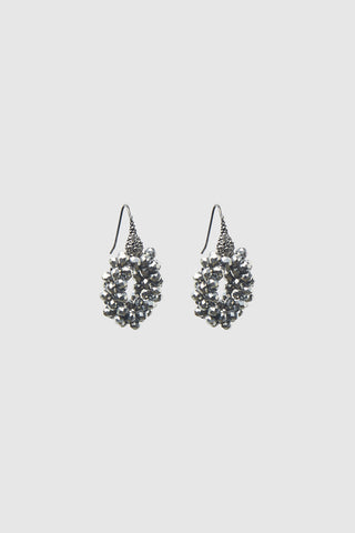 Earrings with interlaced micro crystals