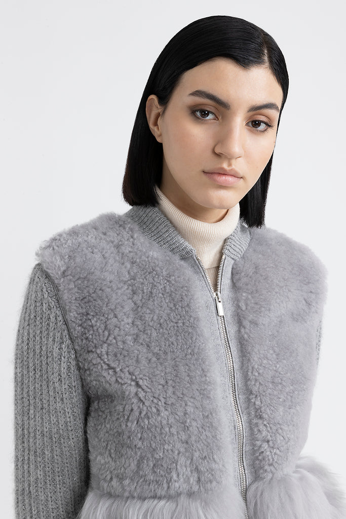 Knitted jacket with fur trim  