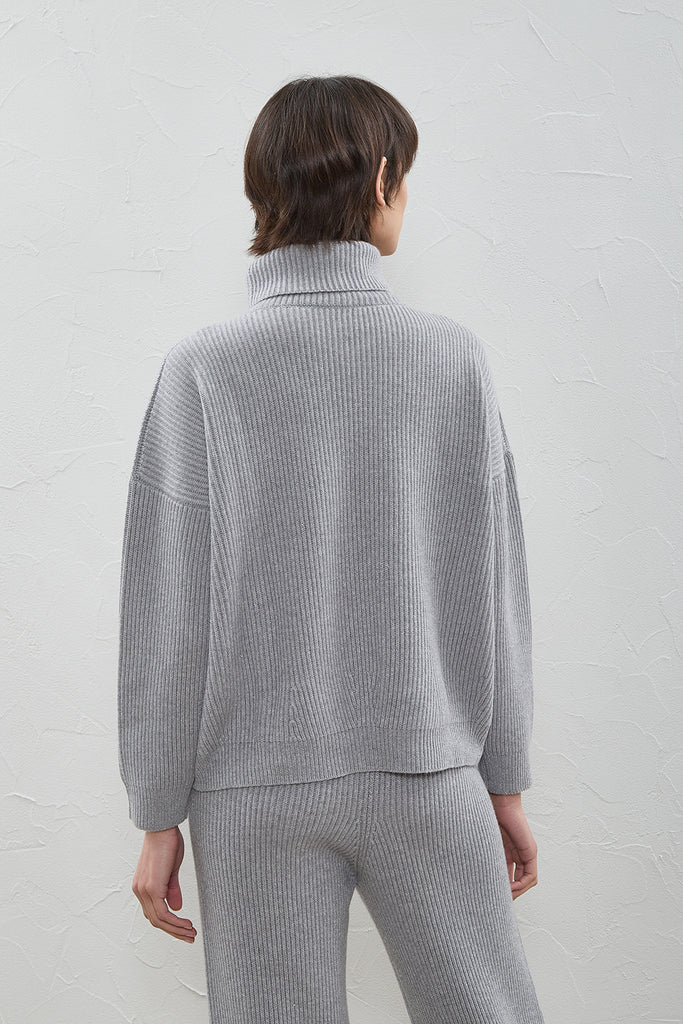 Sweater in wool, silk, cashmere and lurex  