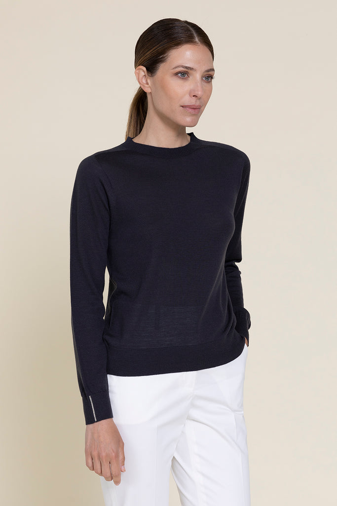 Extra-fine merinos wool knitwear  