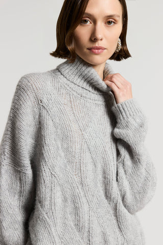 Alpaca cable-knit jumper with sequins
