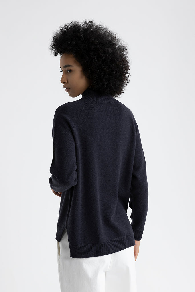 Wool, silk and cashmere sweater  