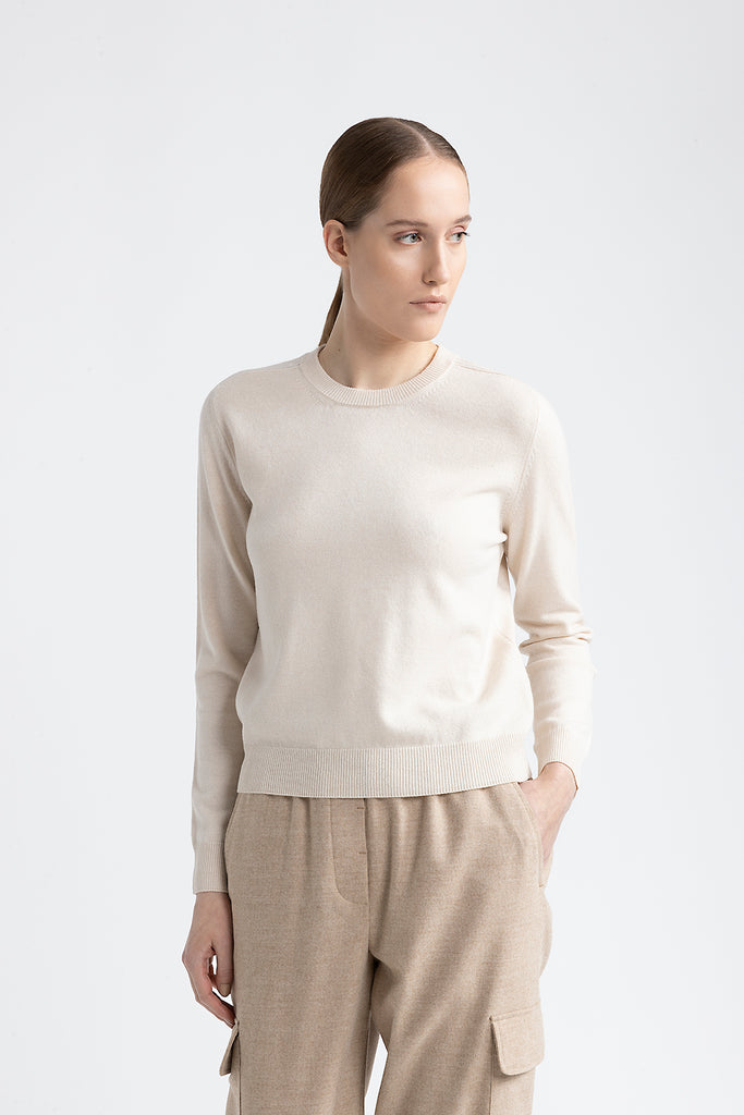 Wool, silk and cashmere sweater  