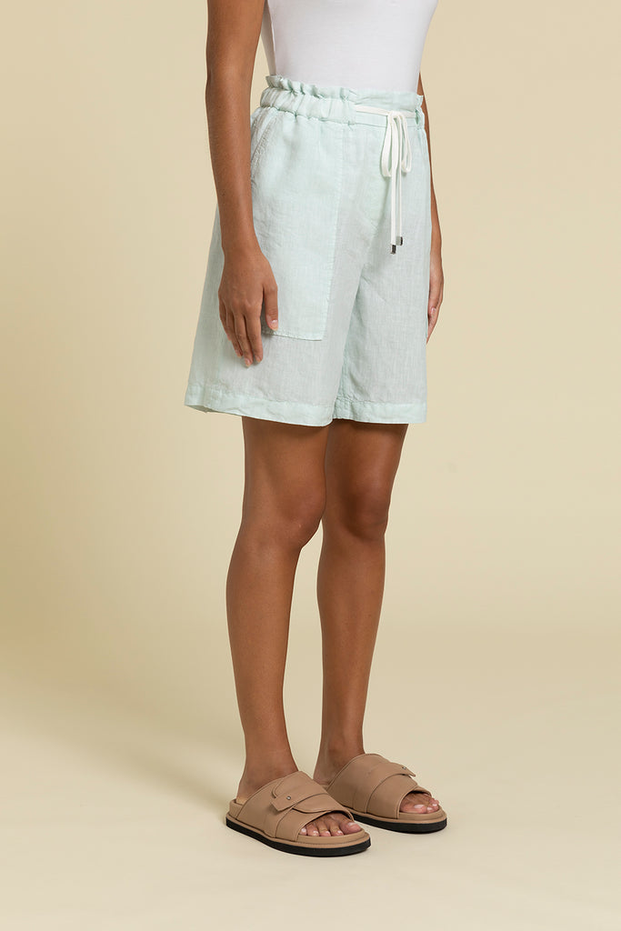 Pull-up fatigue shorts in cool dyed pure linen  