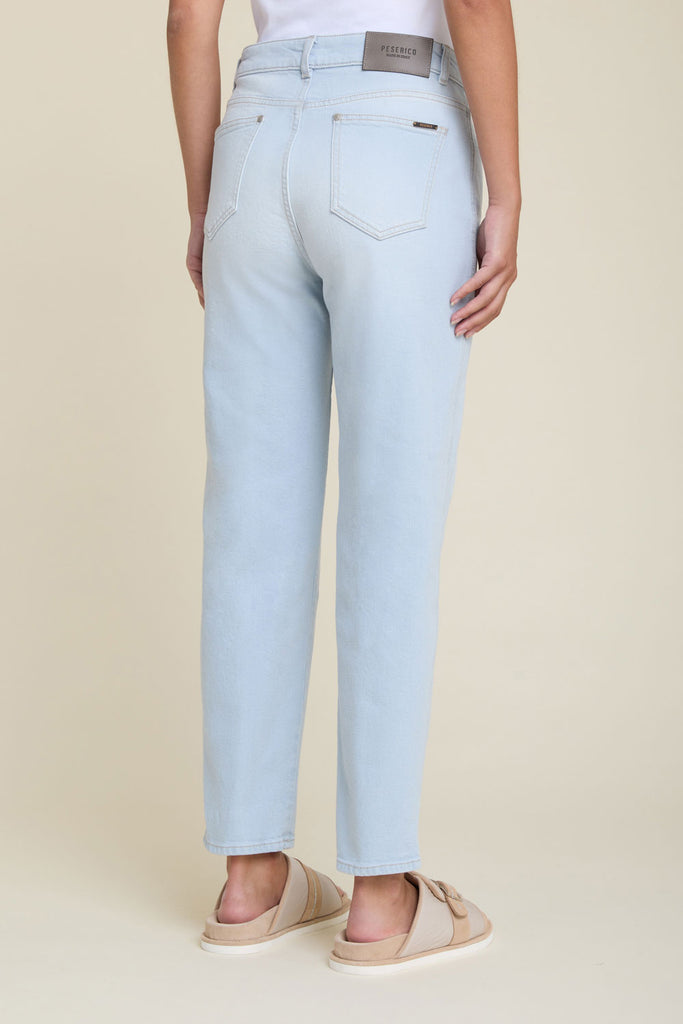 Slim jeans with maxi dart in bleach washed comfort denim  