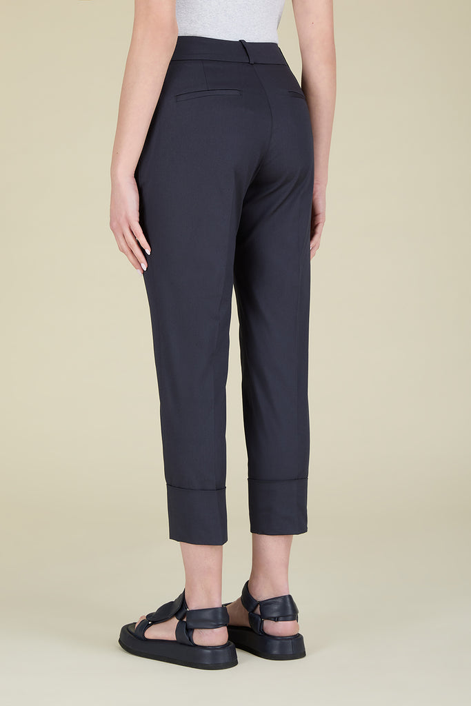 Trousers with deep turn-ups in comfort cotton satin  