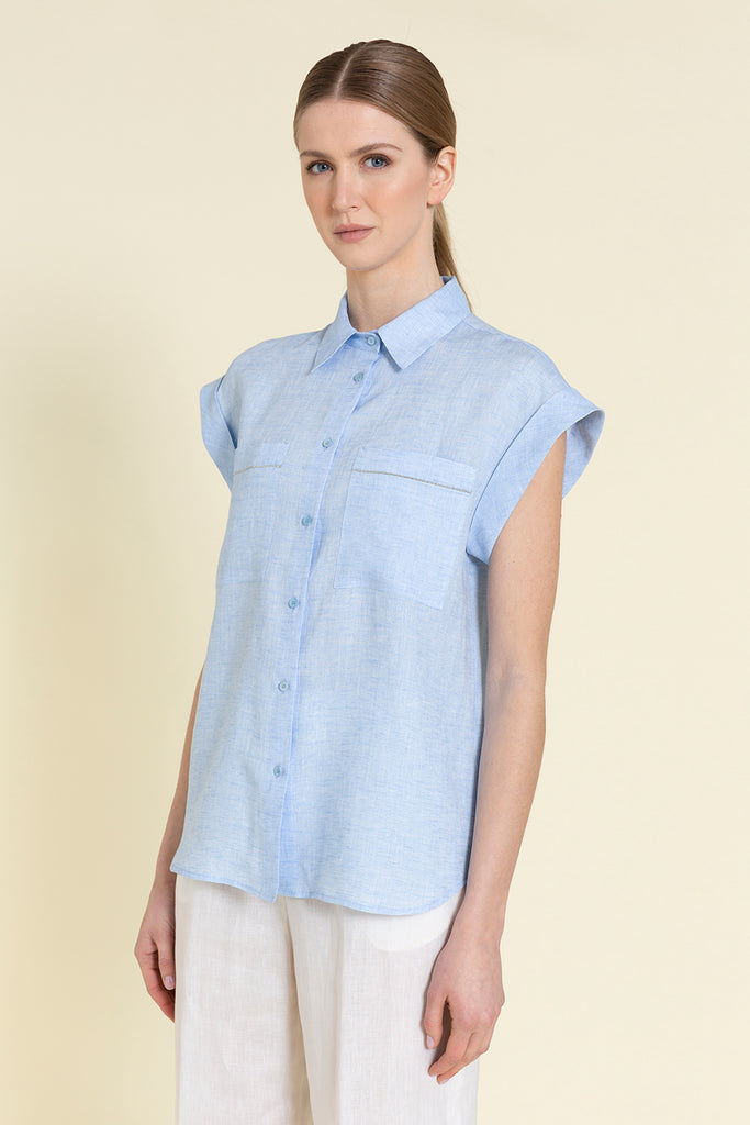 Sleeveless shirt in light pure linen with diamond cut chain trim on the pockets  
