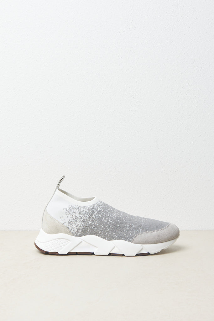 Sneakers in comfortable shaded knit with leather inserts  