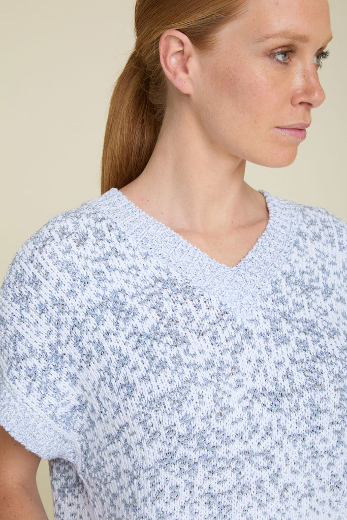 Short sleeve V-neck shaded jacquard sweater in cotton ribbon with sparkling sequins  