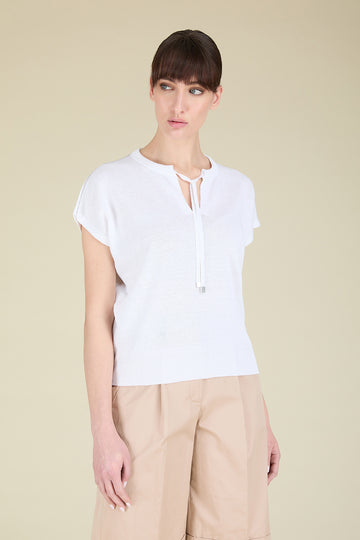 Light plain knit t-shirt with drawstring neck in cool linen cotton crŠpe yarn with diamond cut chain trim on shoulders  
